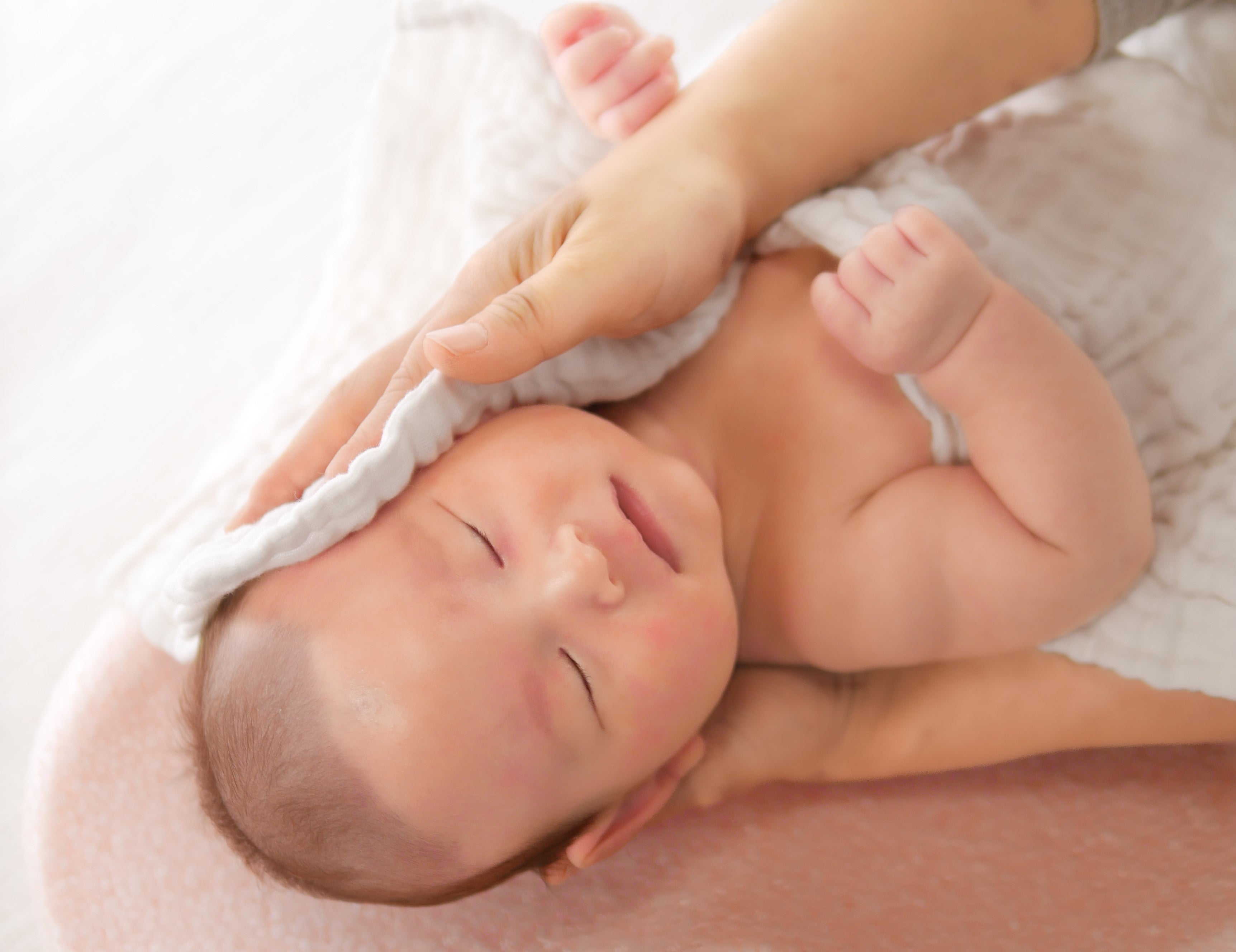 新生児の沐浴(もくよく)デビューガイド!準備するものから沐浴方法まで紹介!