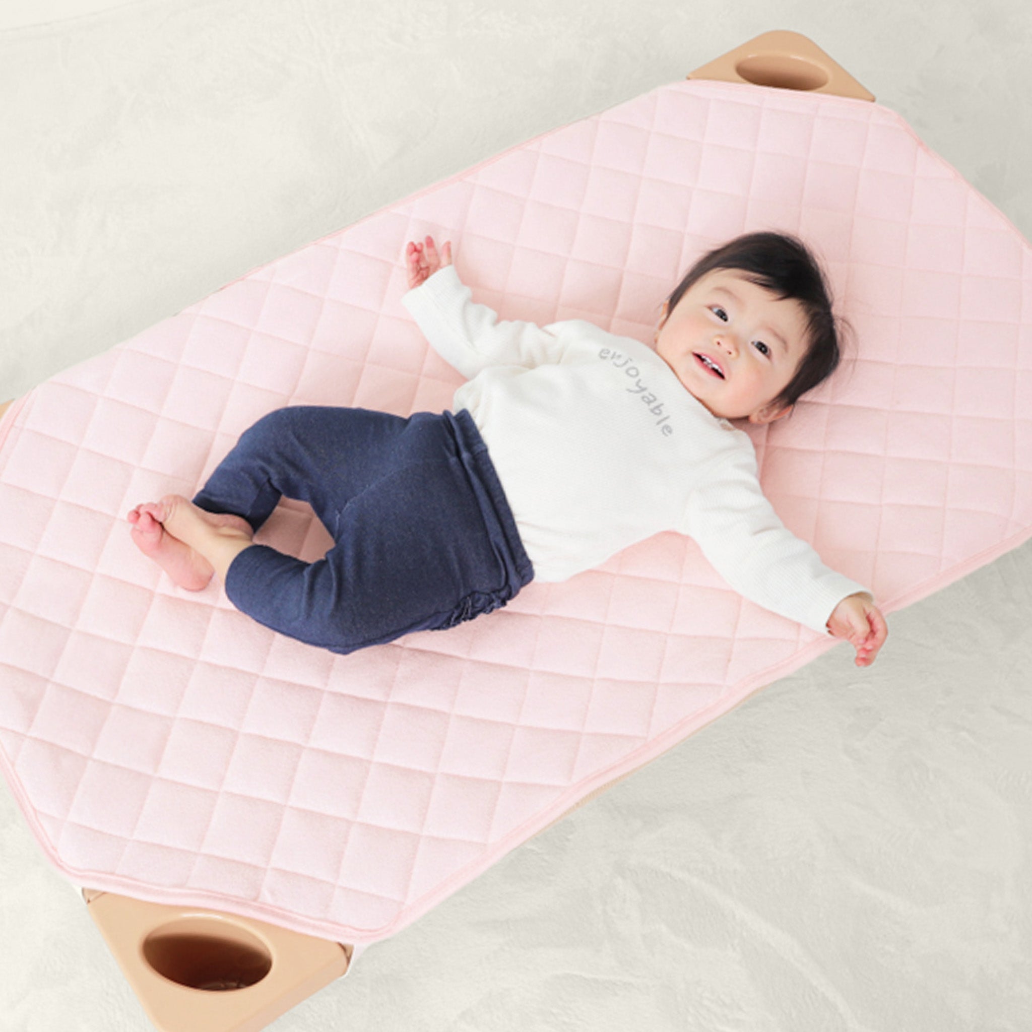 公式】ママ目線にこだわったコットカバー | ケラッタ公式オンラインストア