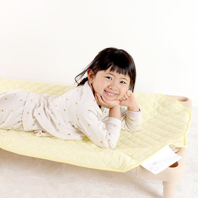 134×60cm / イエロー / 防水なし（裏面メッシュ）